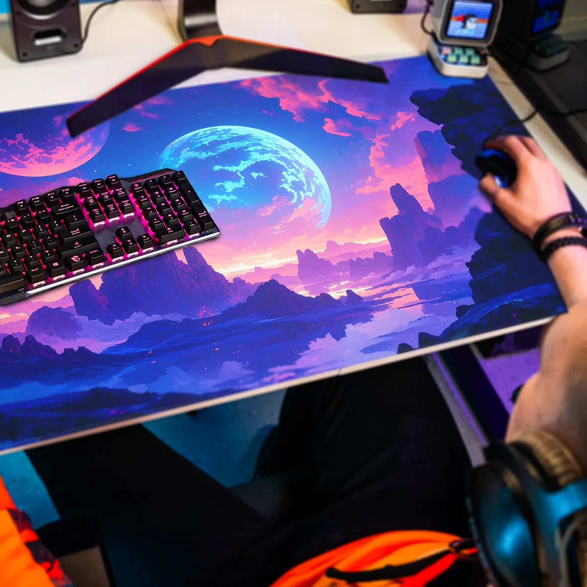 Podkładka pod Mysz Planeta Neonu - Image 2