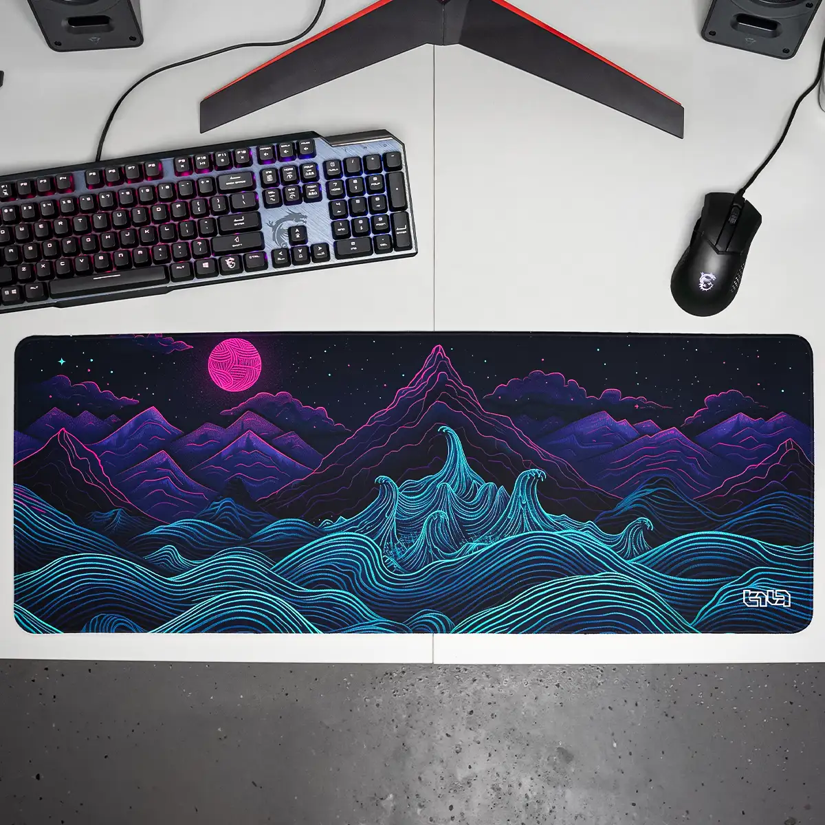 Podkładka pod Mysz Retrowave Mountains - Image 12