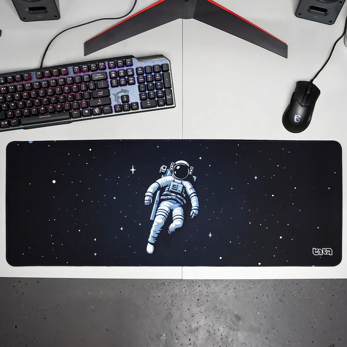 Podkładka pod Mysz Zagubiony Astronauta - Image 12