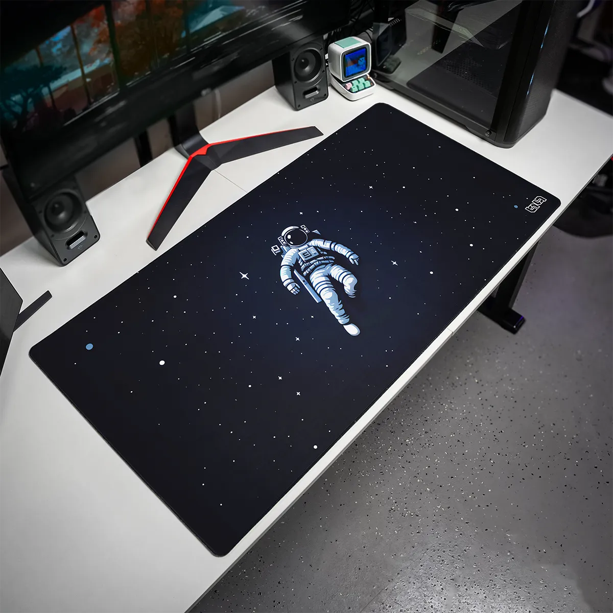 Podkładka pod Mysz Zagubiony Astronauta - Image 4
